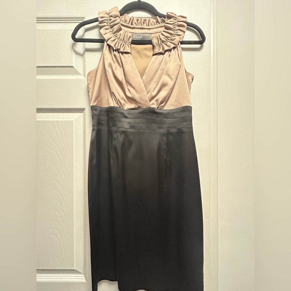 Donna Ricco Tan and Black Halter Sheath Dress